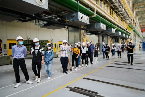 探索領(lǐng)克余姚工廠 科技賦能，服務未來